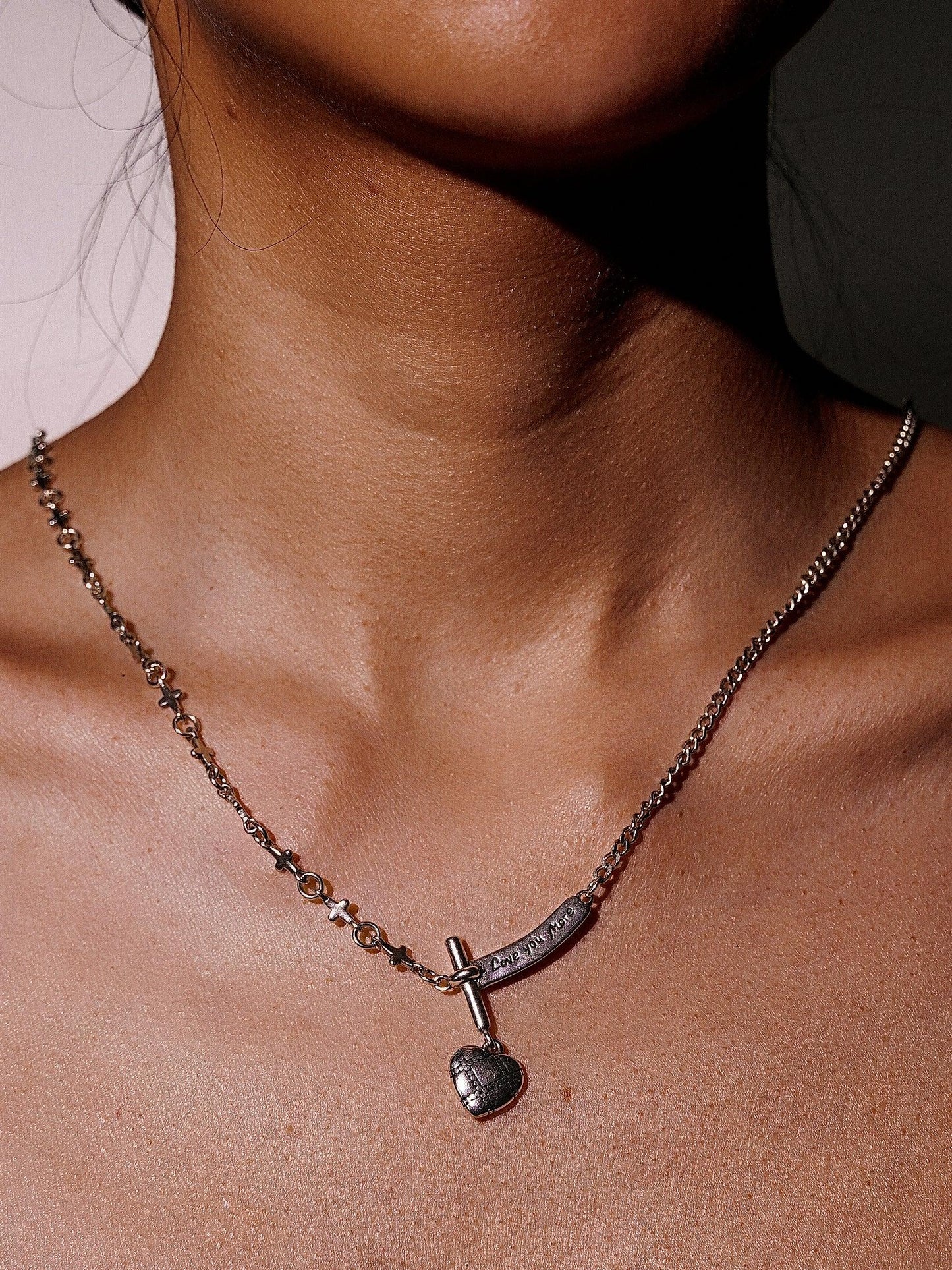 Silver Vintage Heart Necklace With Cross Chain-02