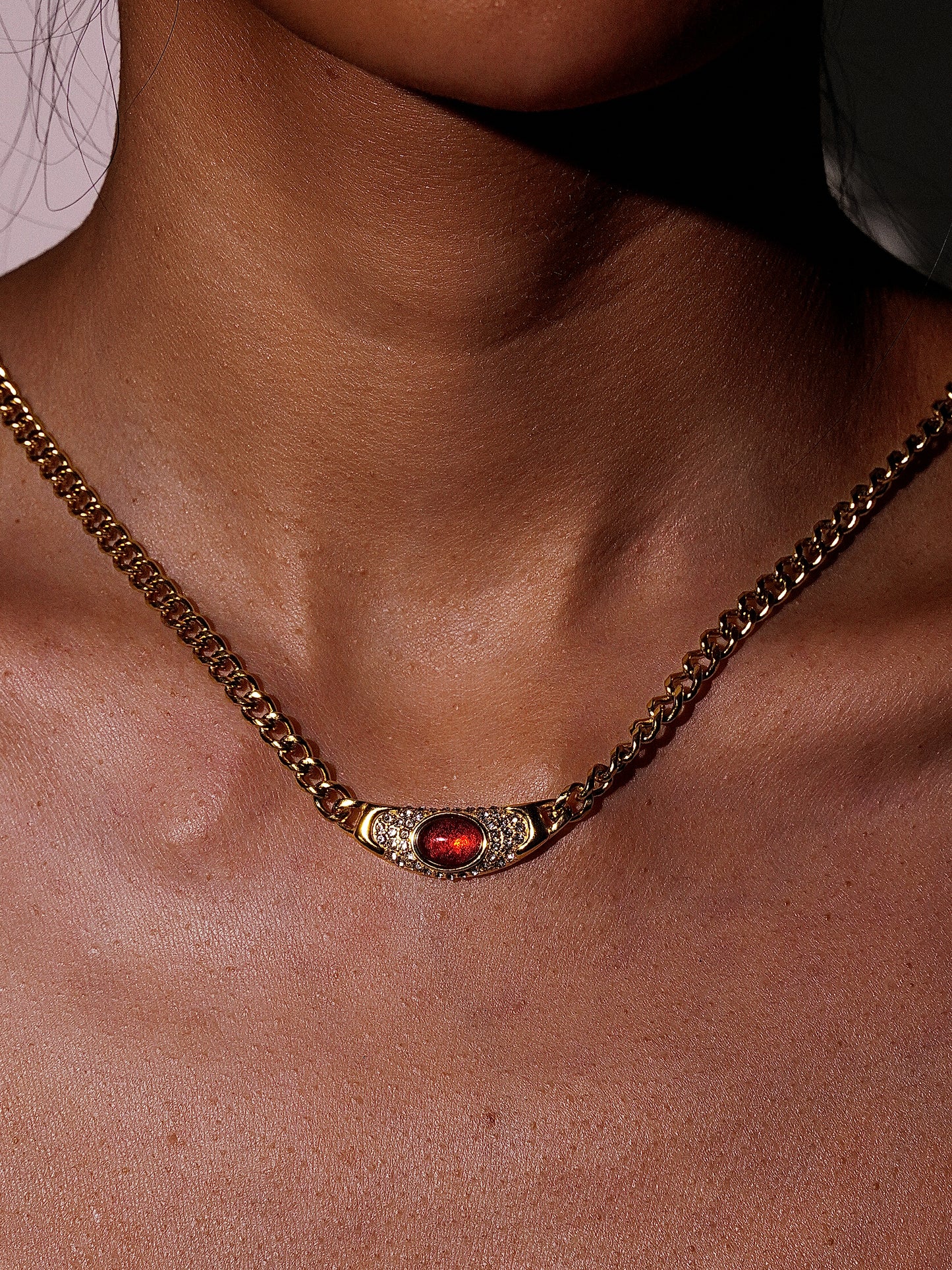 18K Gold Demifine Moon Bella Hadid Pendant Necklace-02