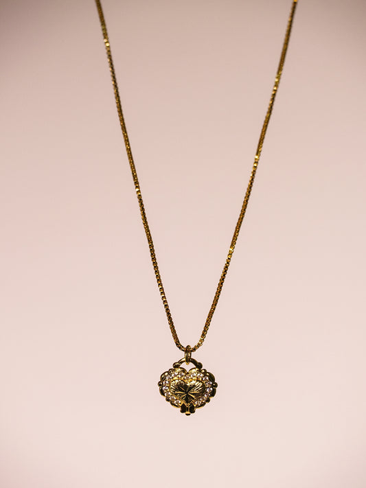 14K Vintage Rose Gold Sparkling Heart Necklace-01