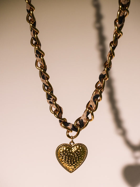 14K Gold Leopard Print Bandana Chain Heart Pendant Necklace-01