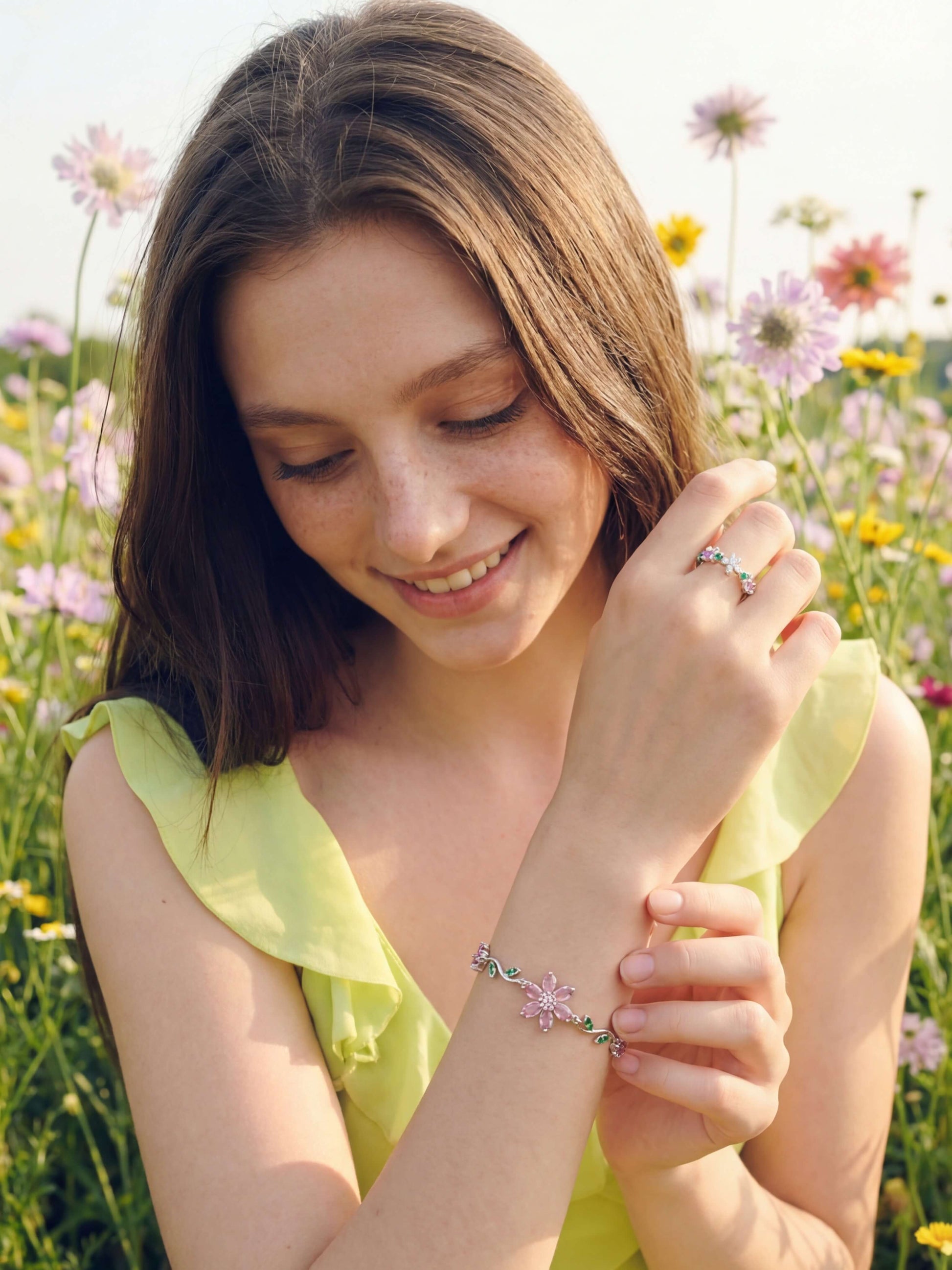 18K Gold Plated Multi Diamond Flower Bracelet
