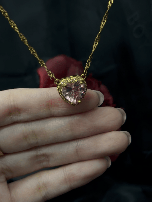 BuroLipo - The Princess & Knight Necklace